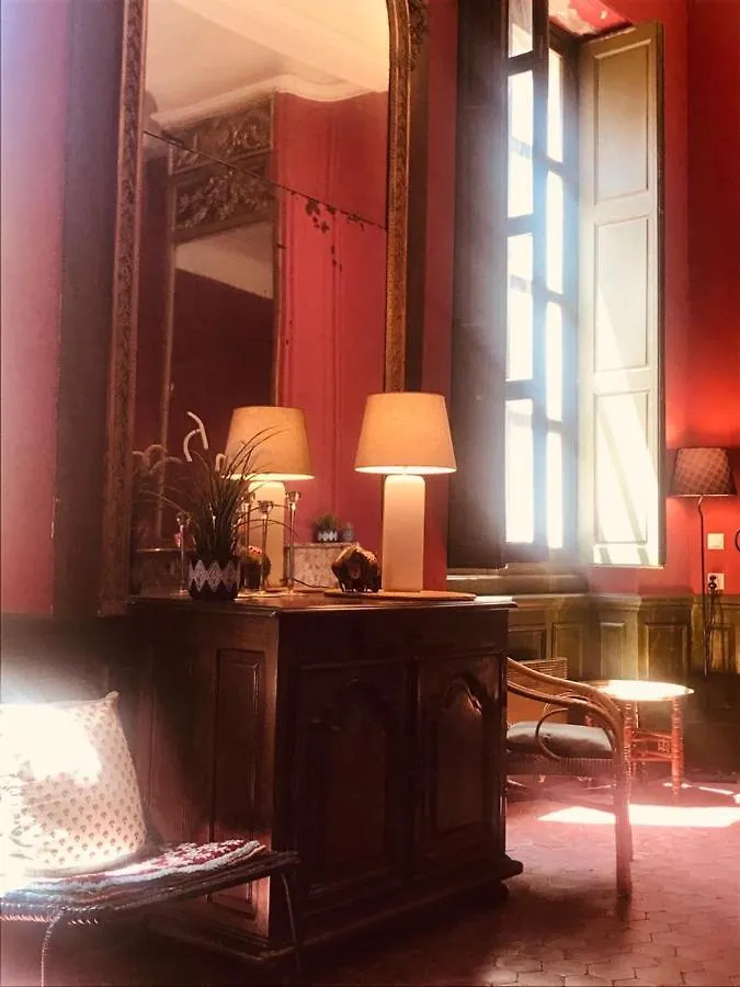 Palais Des Papes - Spacious Historic Apartment In Private Mansion ! Free Parking Nearby ! Spacieux Appartement Historique Dans Hotel Particulier ! Parking A Proximite Offert ! Avignon