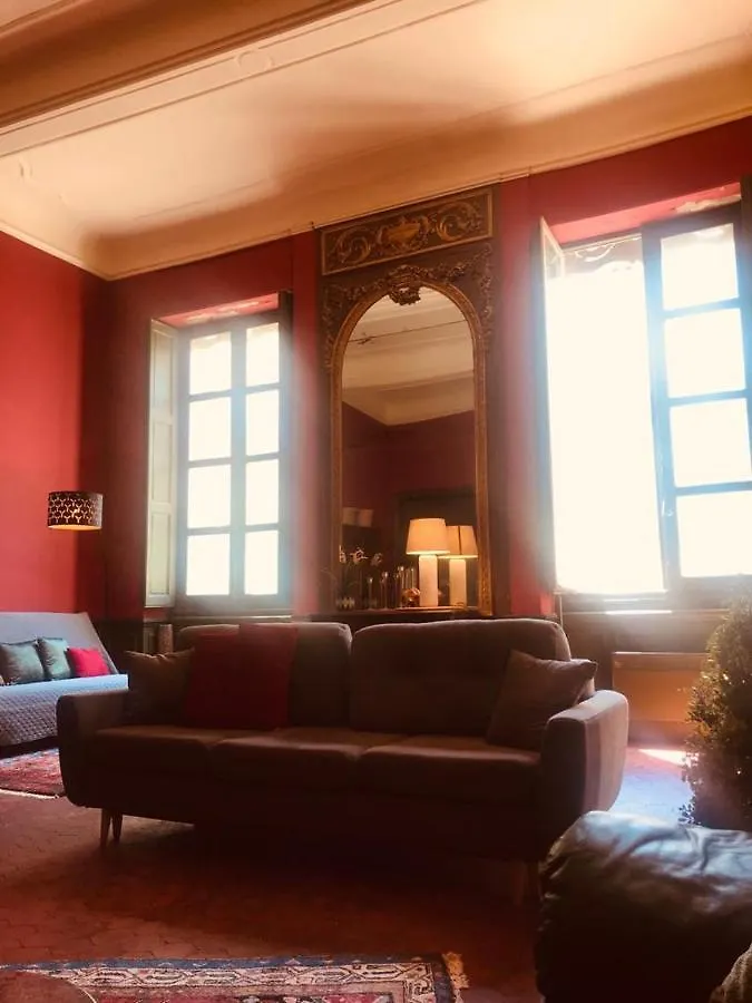 Palais Des Papes - Spacious Historic Apartment In Private Mansion ! Free Parking Nearby ! Spacieux Appartement Historique Dans Hotel Particulier ! Parking A Proximite Offert ! Avignon 0*,  Frankreich