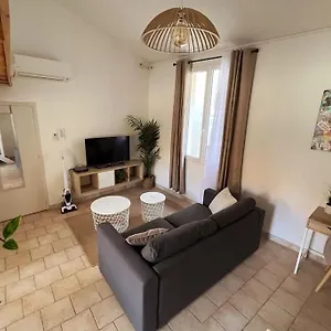 Apartment La Tour Des Teinturiers - Ac Clim - Wifi - Balcon, Avignon